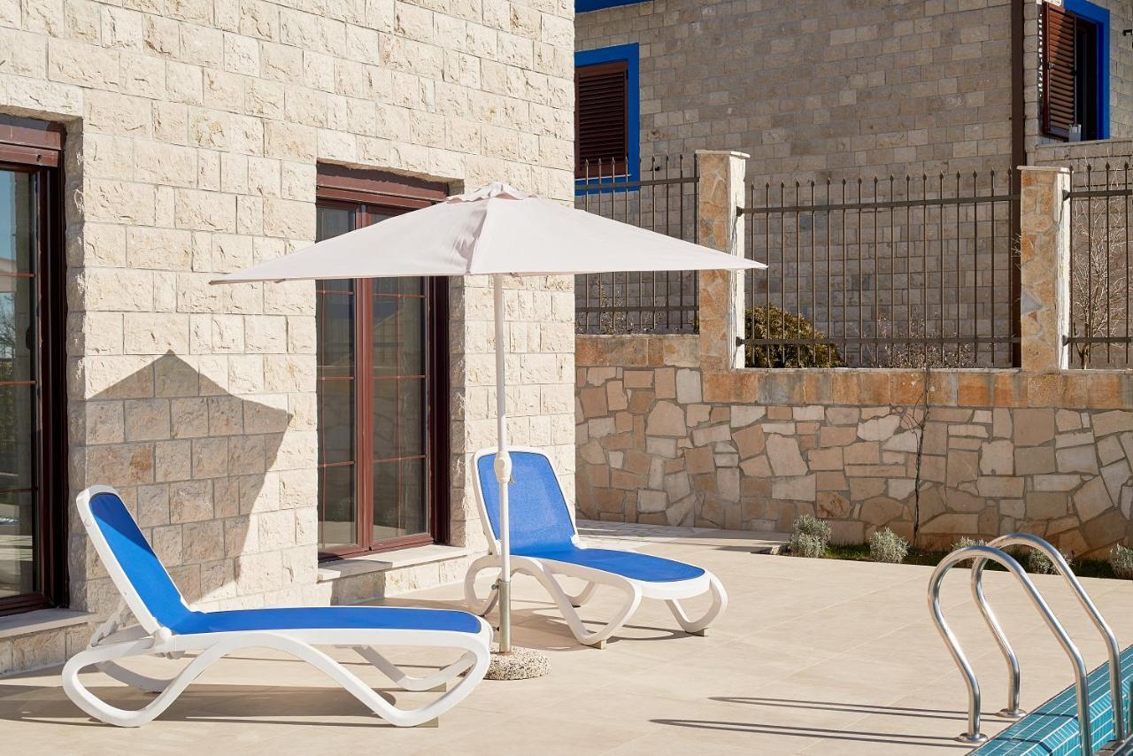 Sunbreeze Delux Vilas Budva Eksteriør bilde